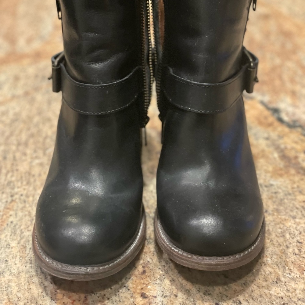 Freebird Bolo Black Leather Ankle Boots. Worn once. - Picture 2 of 4